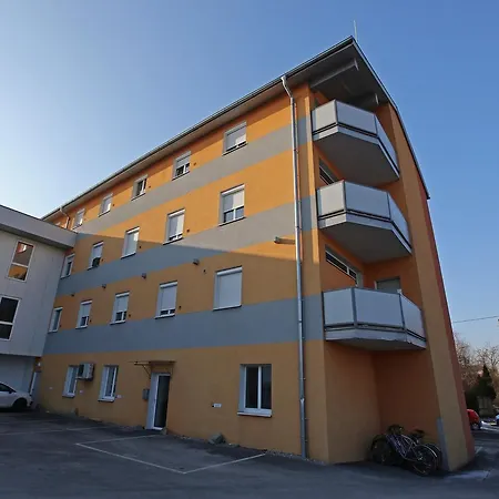 Montagehotel Living@linz Hotel Linz