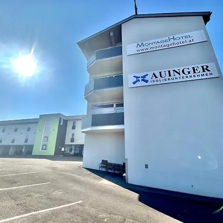 Montagehotel Living@linz *