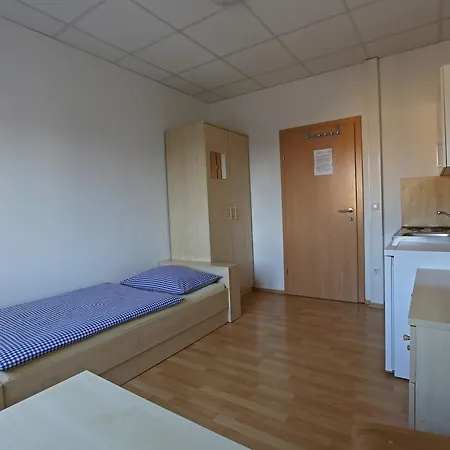 Szálloda Montagehotel Living@linz *